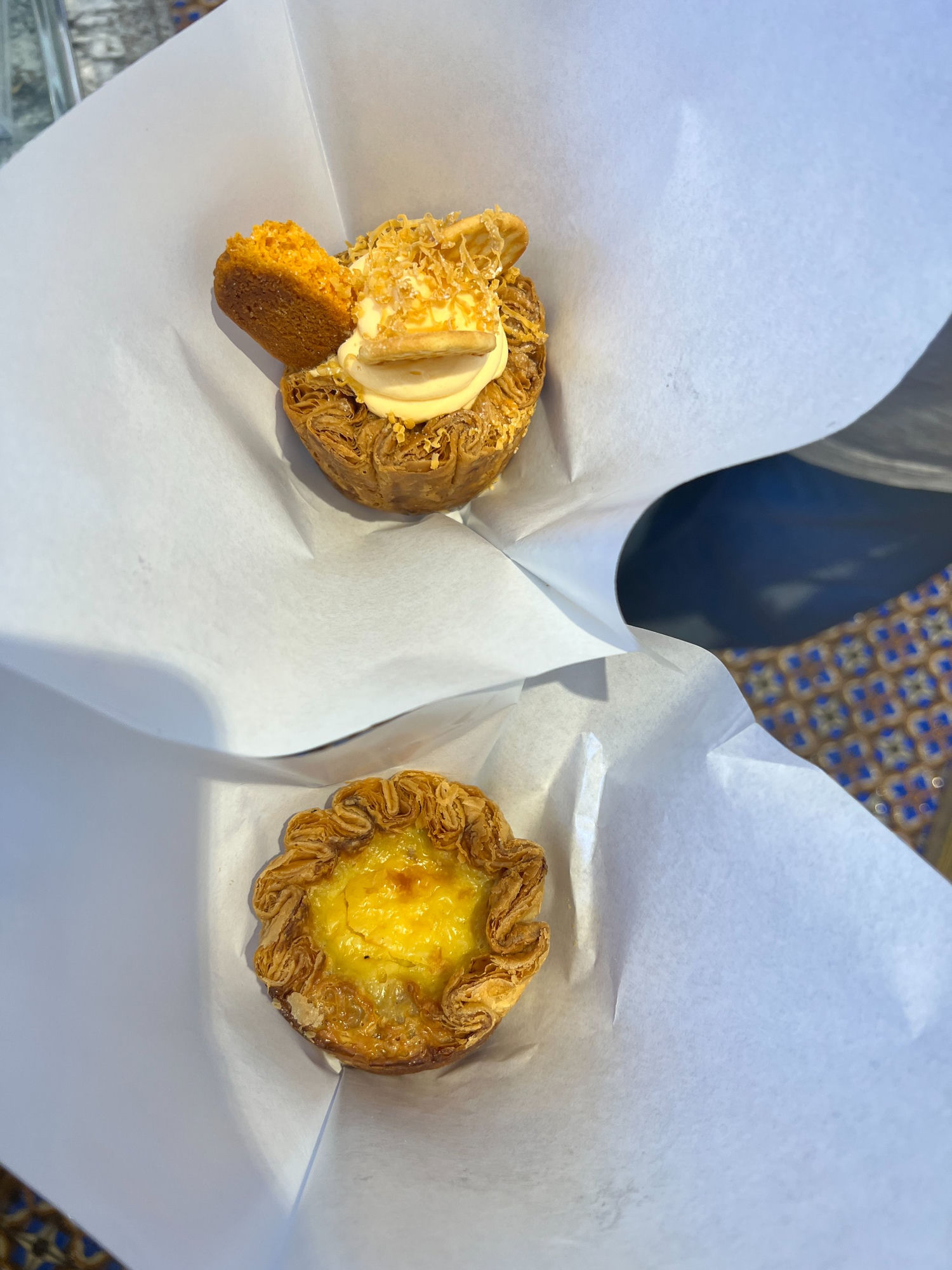 타르트성수 에그타르트 황치즈타르트 클로즈업